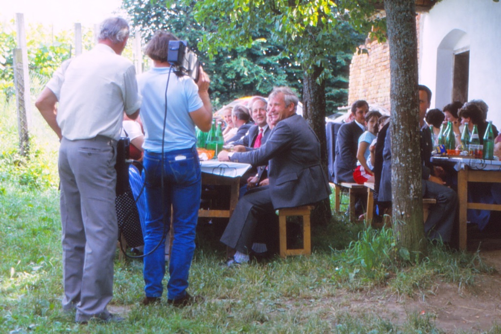 www.ueb.at